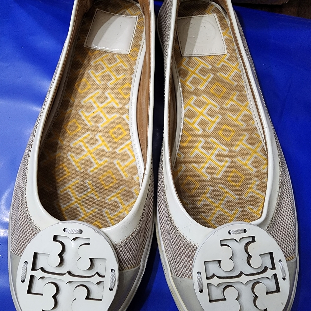 Tory burch size 8